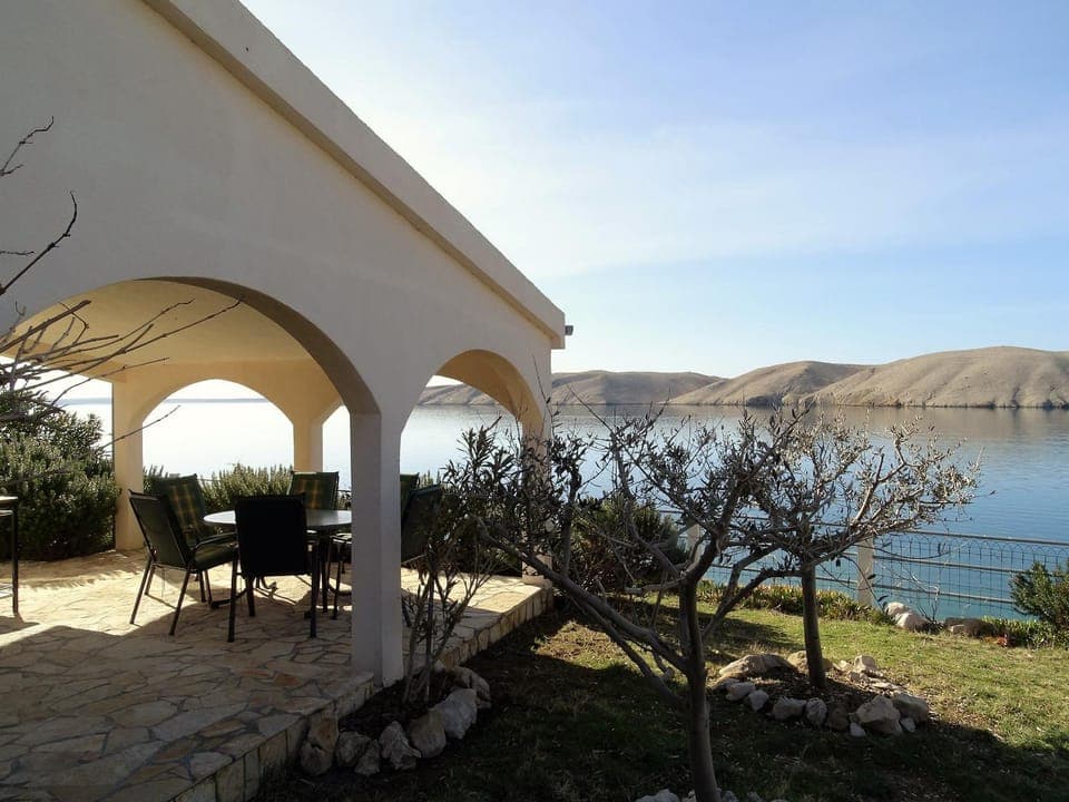 Property building, Garden, Balcony/Terrace, Sea view