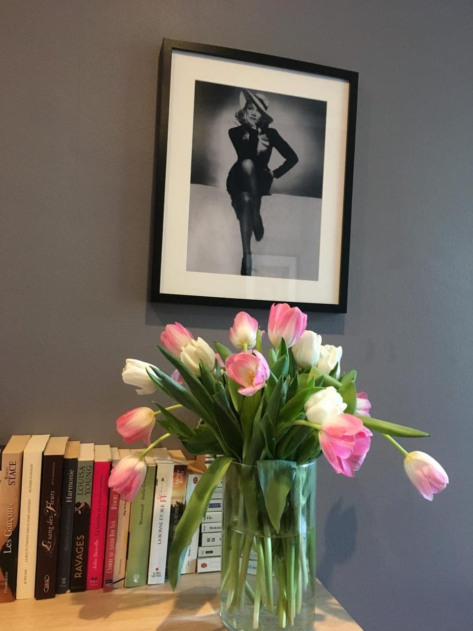 Communal lounge/ TV room, Library, Lounge or bar, Decorative detail, Seating area