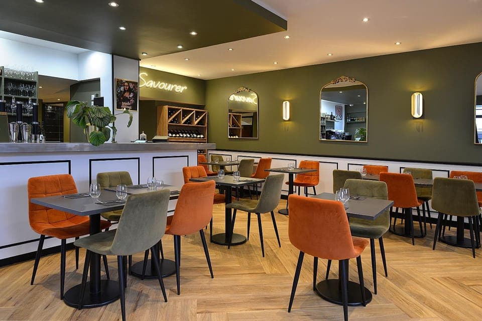 Restaurant/places to eat, Meals