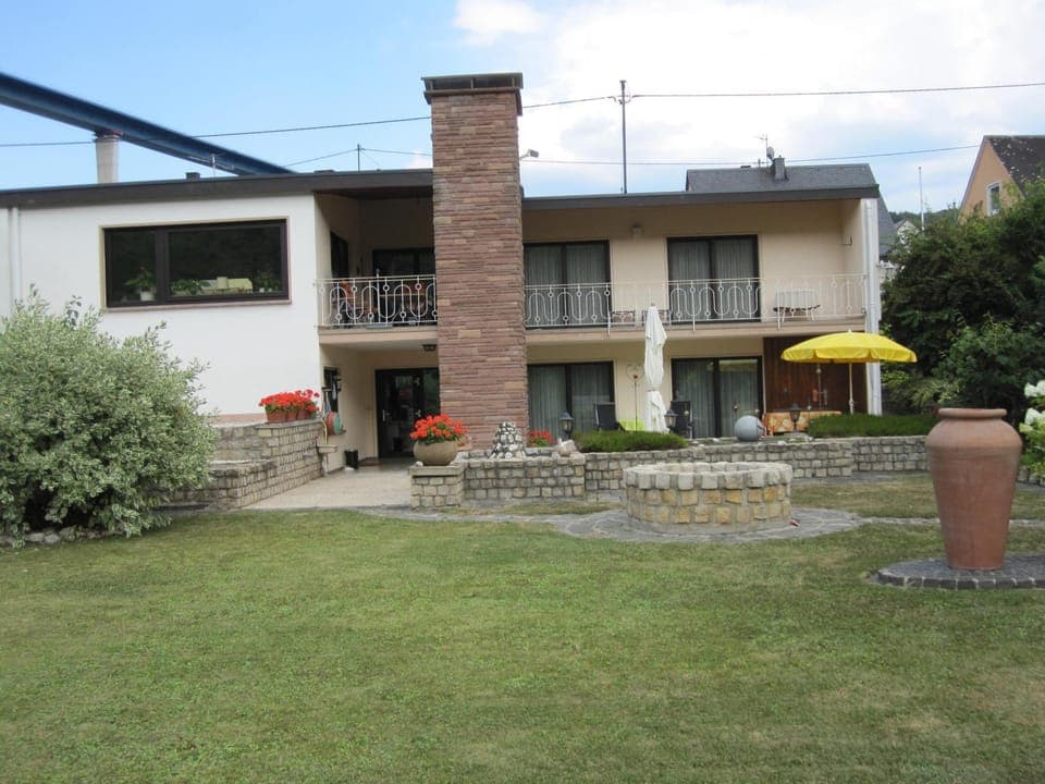Garden, Balcony/Terrace