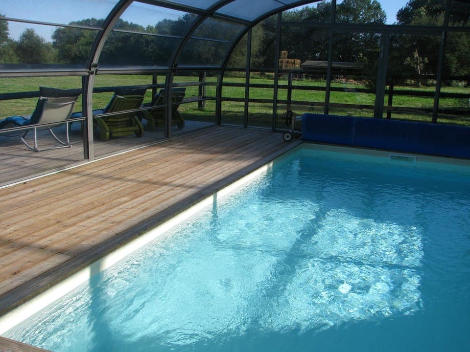 Swimming pool, Swimming pool