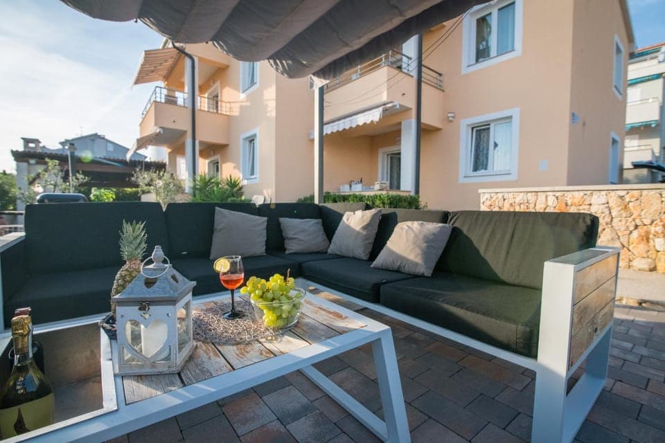 Apartment Procella Apartment in Novalja