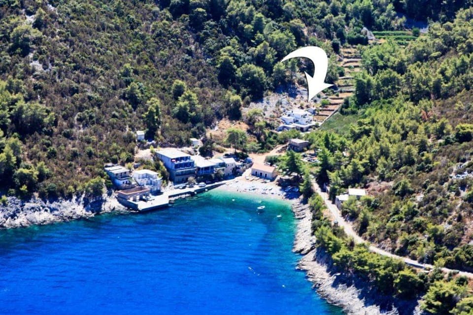 Property building, Neighbourhood, Bird's eye view, Beach, Sea view