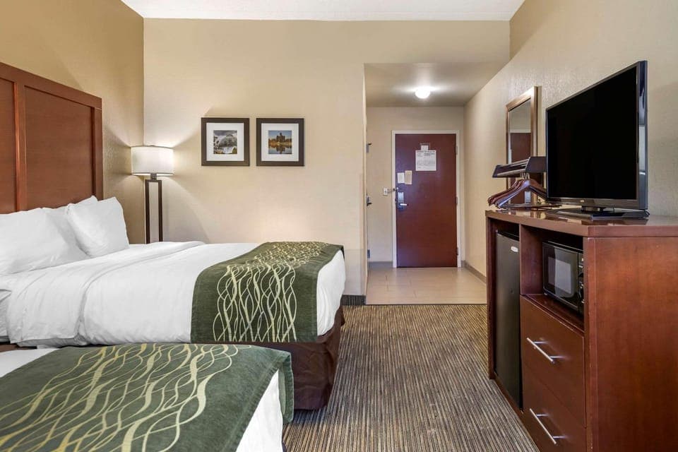 Photo of the whole room, On site