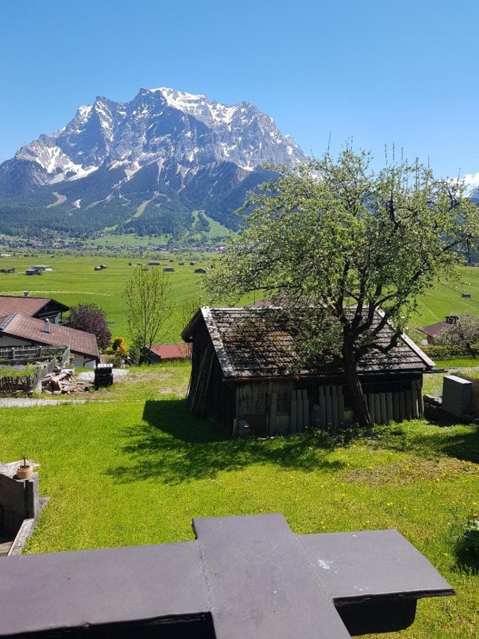 Garden view, Mountain view