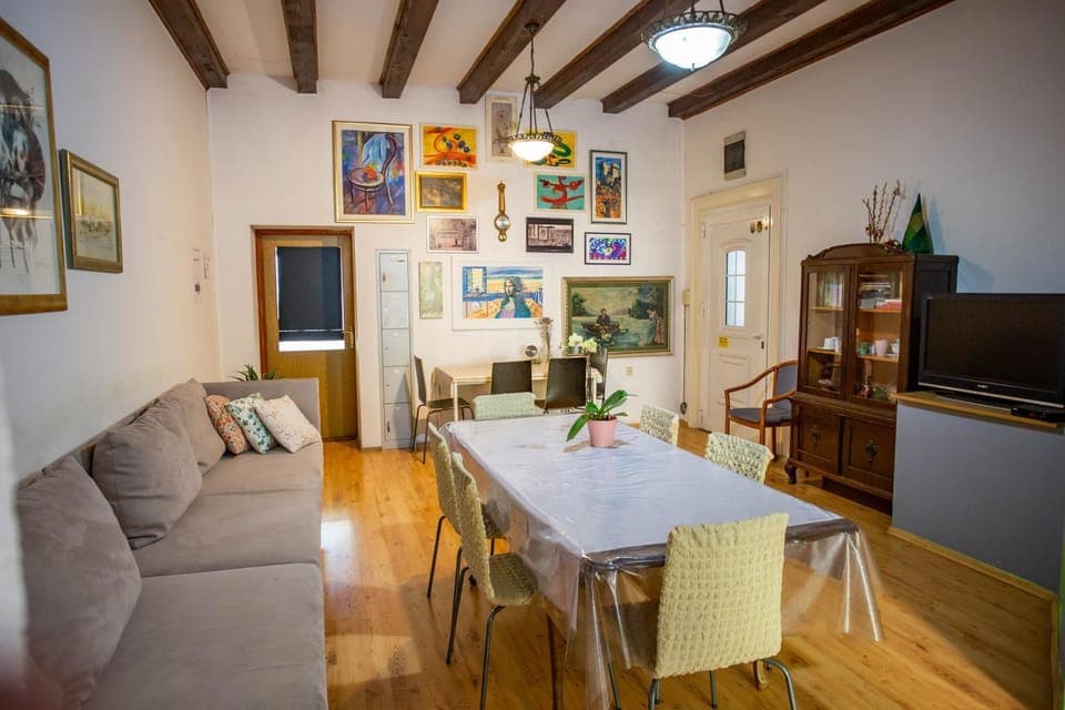 Communal lounge/ TV room, Living room, Seating area, Dining area