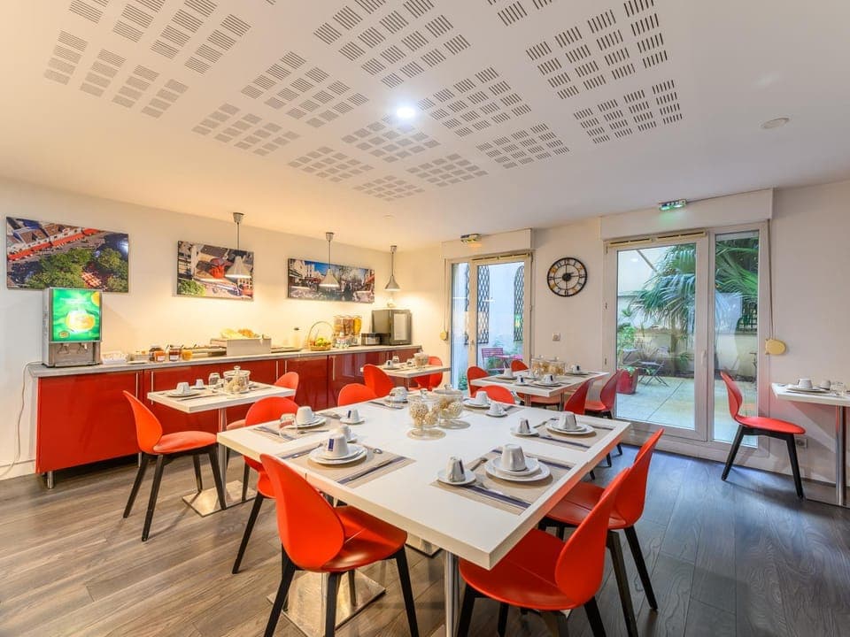 Breakfast, Buffet breakfast