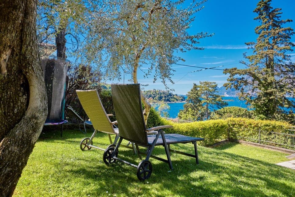 Spring, Natural landscape, Garden, Garden view, Lake view, Sea view, sunbed