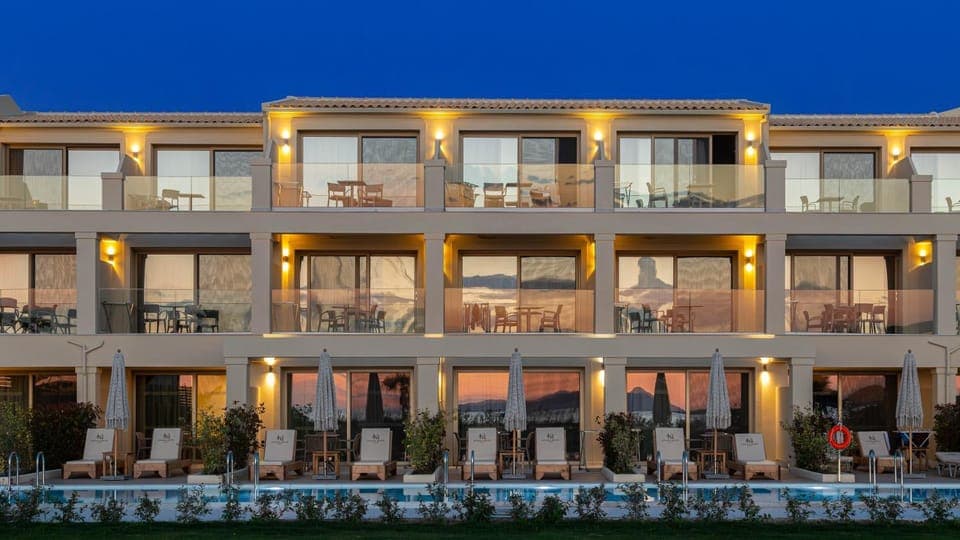 Property building, Night, Balcony/Terrace