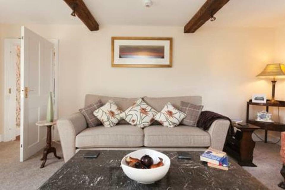 TV and multimedia, Lounge or bar