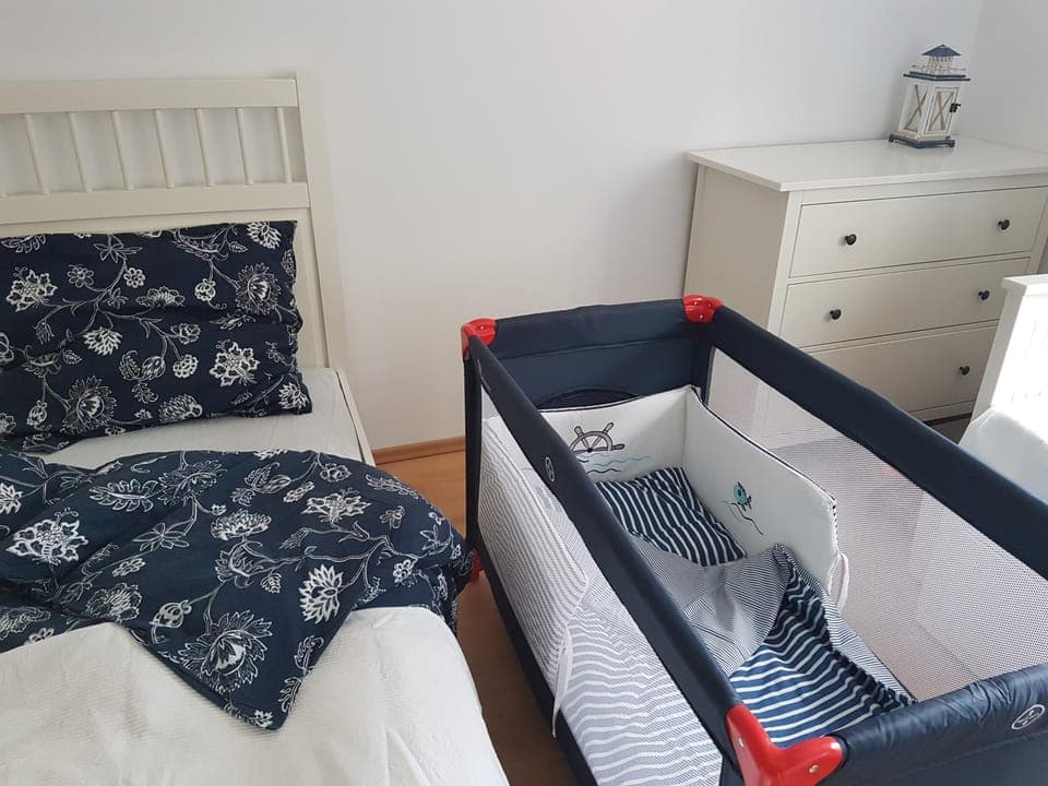 Bed, Bedroom, cot