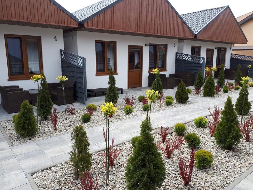 Facade/entrance, Balcony/Terrace