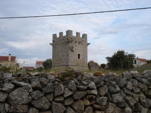 Nearby landmark