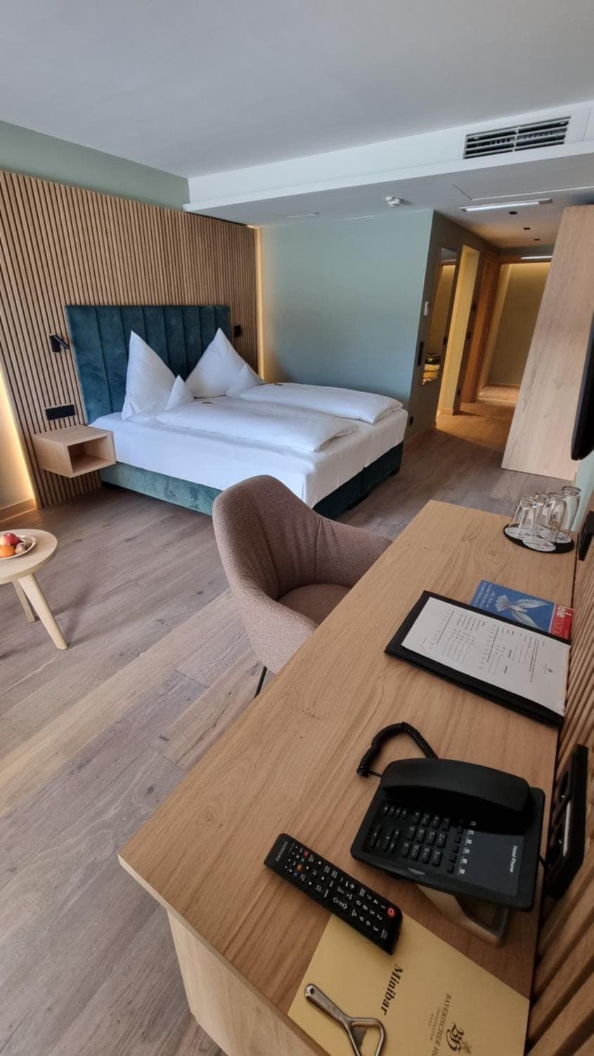 Photo of the whole room