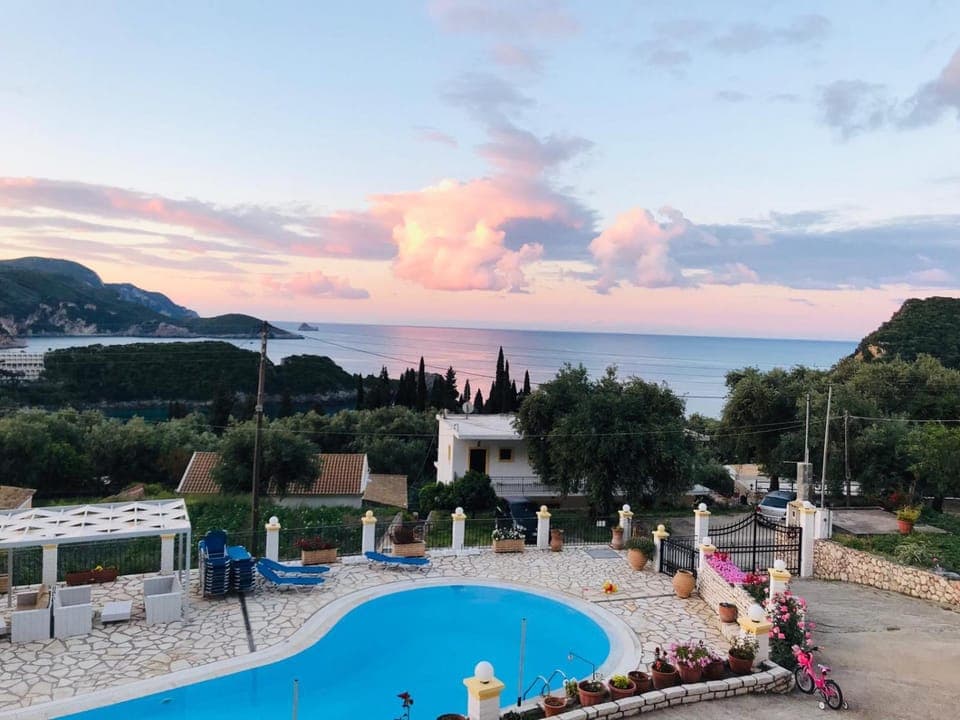 Pool view, Swimming pool