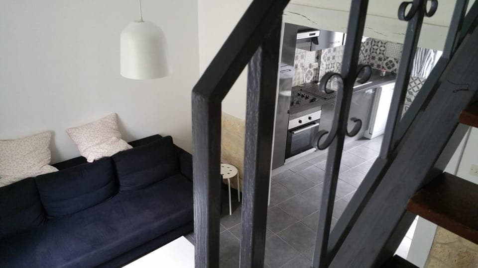 Kitchen or kitchenette, Living room, Seating area