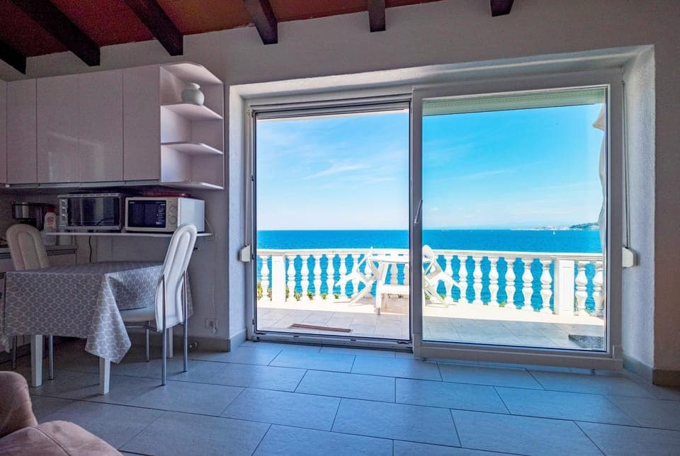 Patio, Day, Natural landscape, View (from property/room), Kitchen or kitchenette, Living room, Seating area, Dining area, Sea view