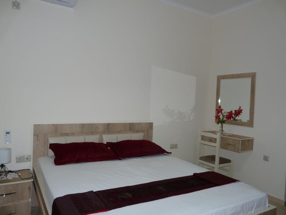 Bed, Day, Decorative detail, Bedroom