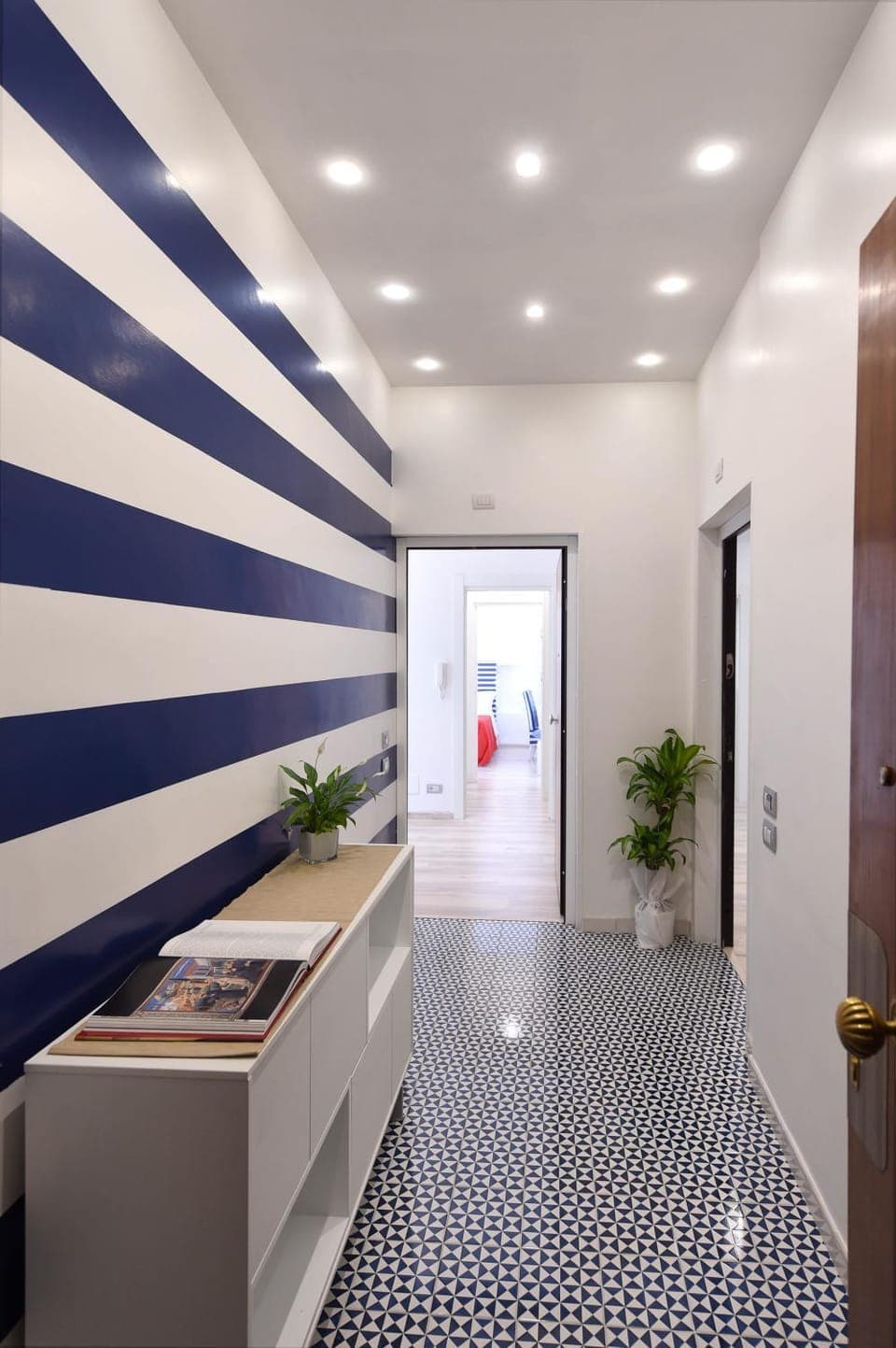 Other, Photo of the whole room, Decorative detail