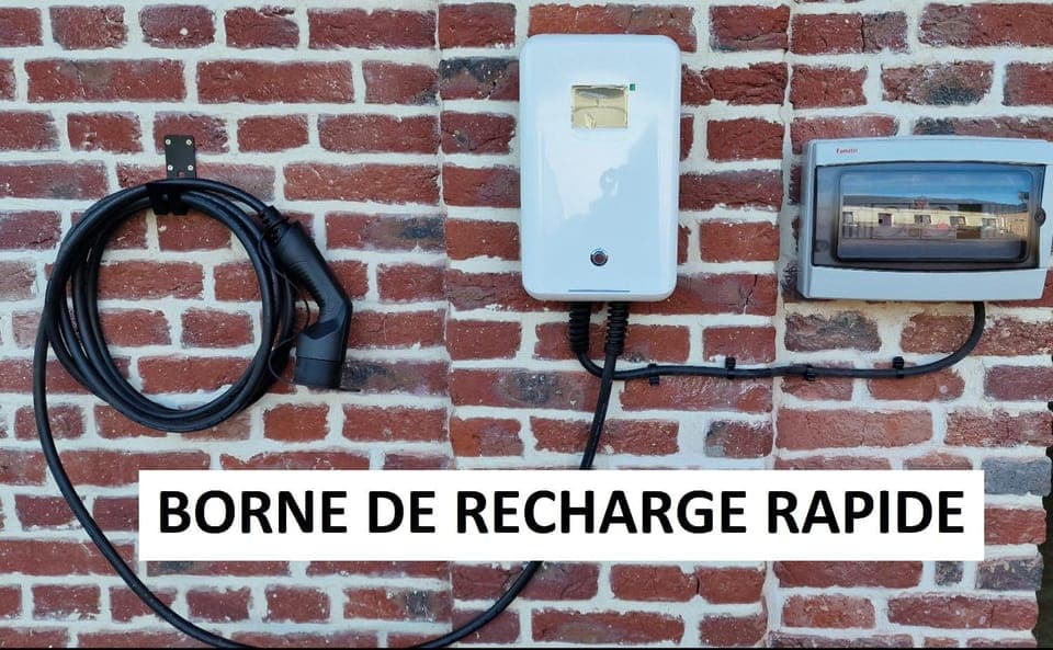 Property logo or sign, Logo/Certificate/Sign, Text overlay, Certificate/Award