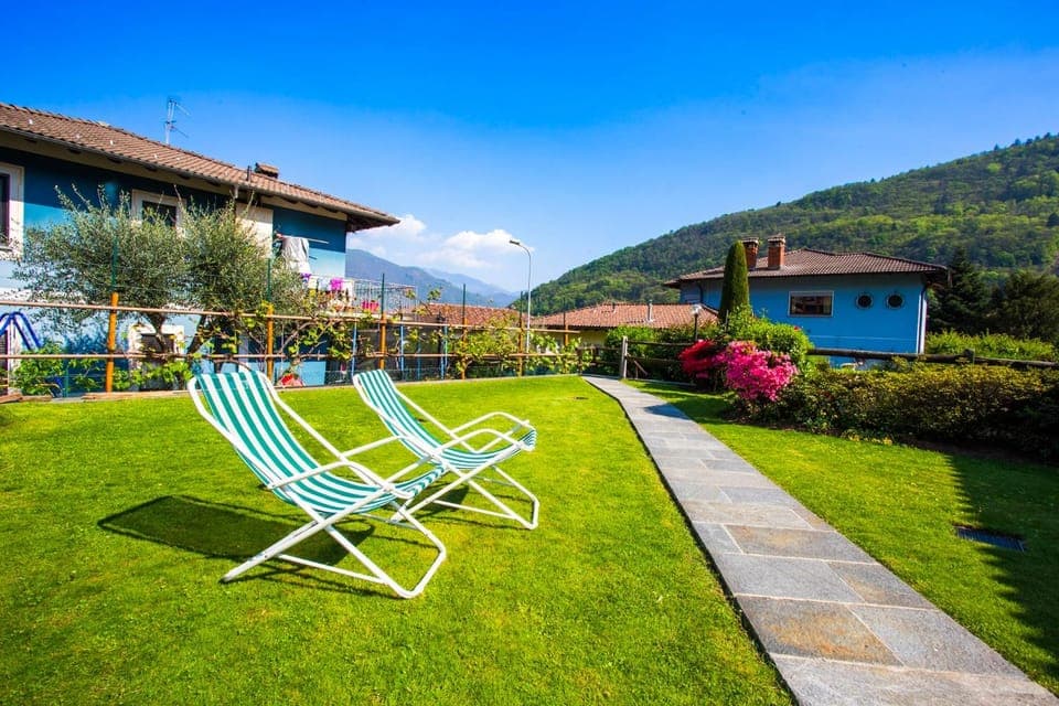 Garden, Mountain view