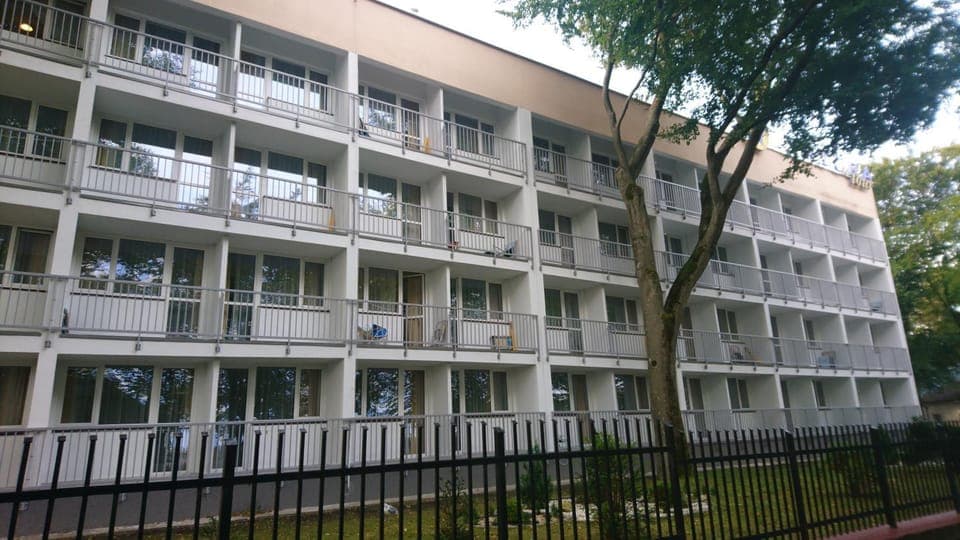 Property building, Facade/entrance, Balcony/Terrace