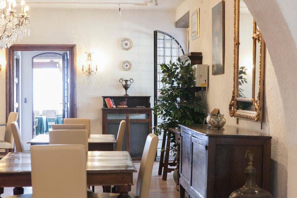 Communal lounge/ TV room, Decorative detail