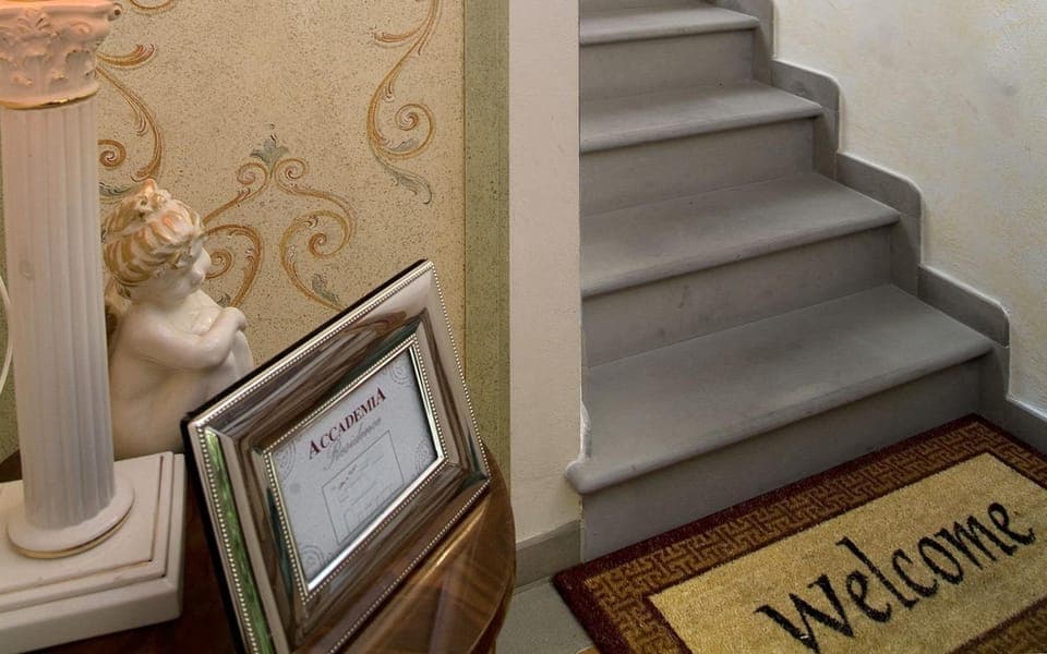 Lobby or reception, Text overlay