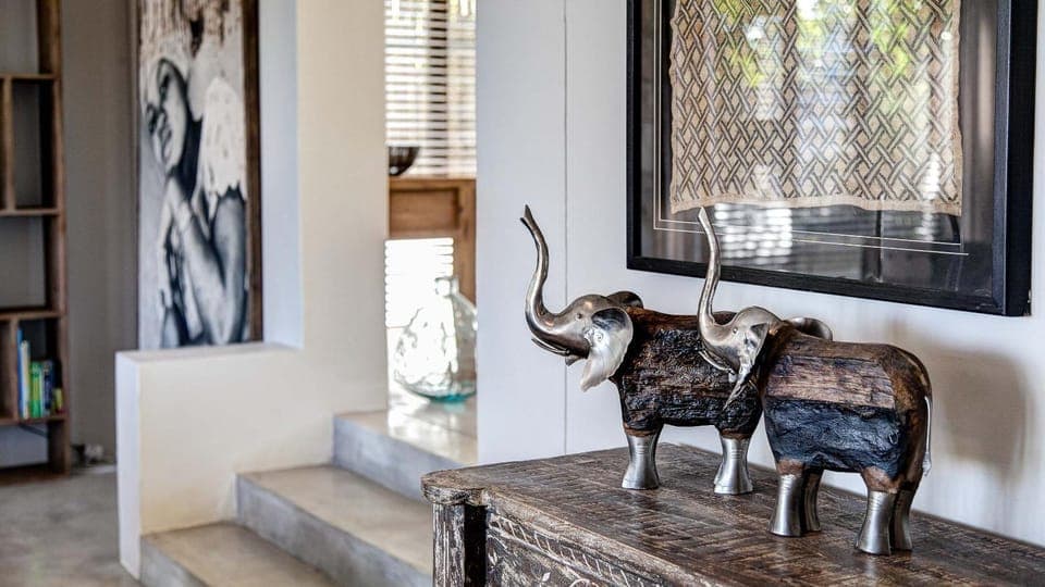 Living room, Decorative detail