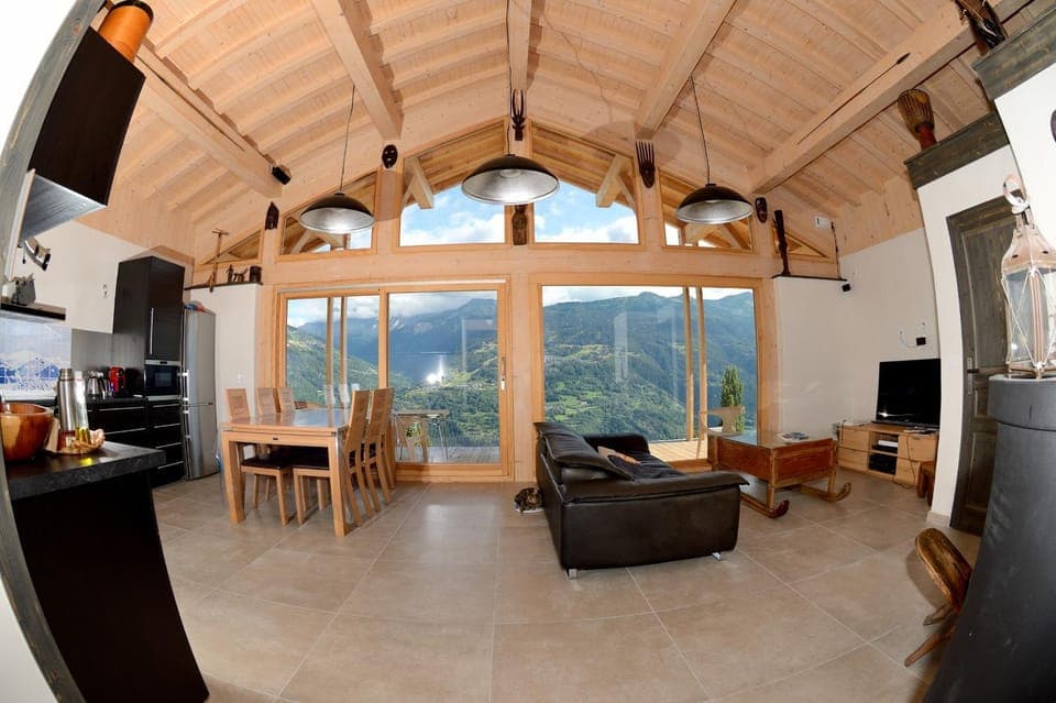 TV and multimedia, Living room, Dining area, Mountain view