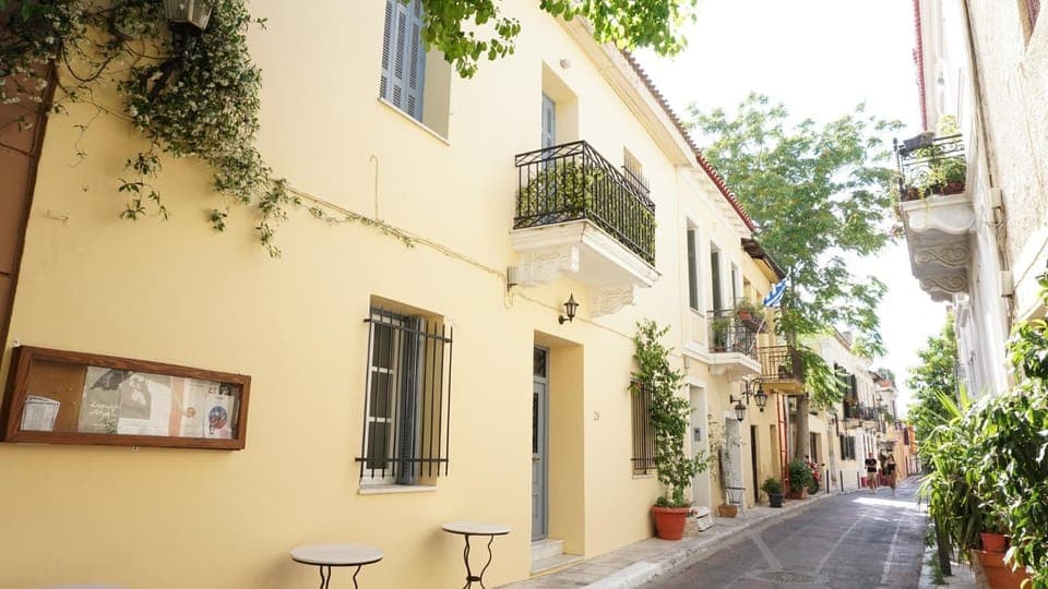 Facade/entrance, Neighbourhood, Street view