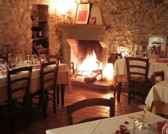 Restaurant/places to eat, Restaurant/places to eat