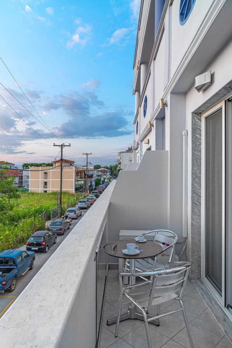 Balcony/Terrace, City view, Street view