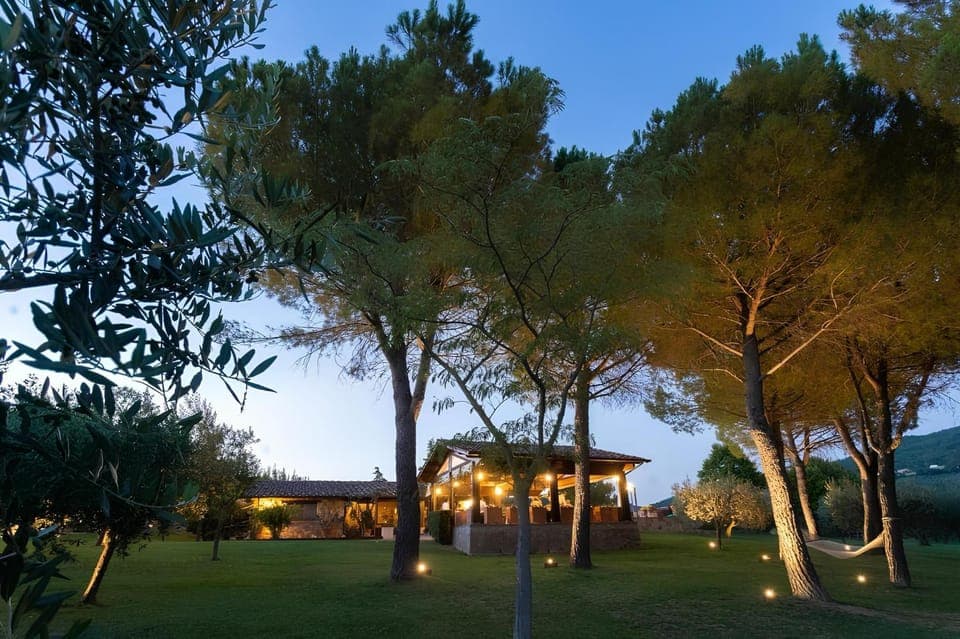 Restaurant/places to eat, Garden