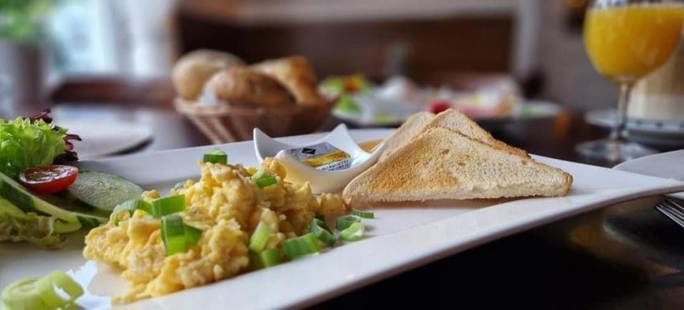 Food and drinks, Food, Breakfast