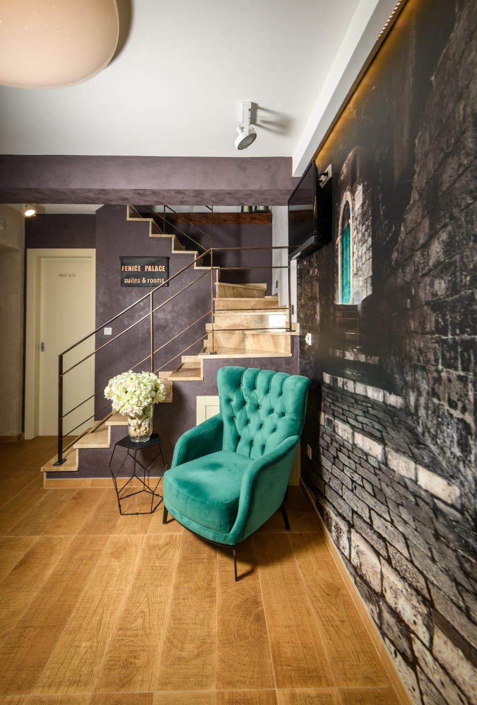 Night, Lobby or reception