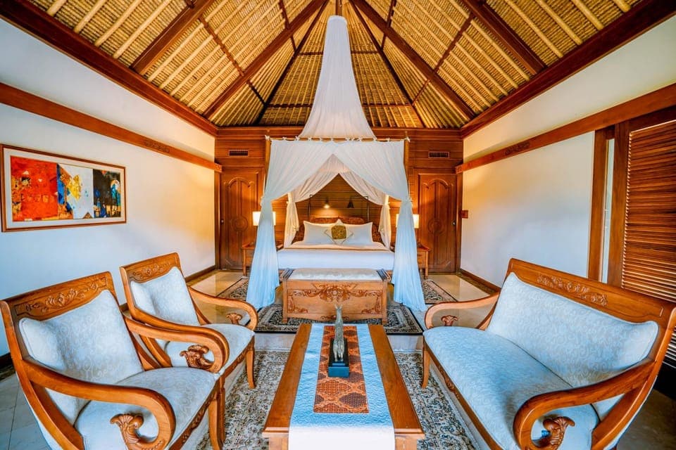 Seating area, Bedroom