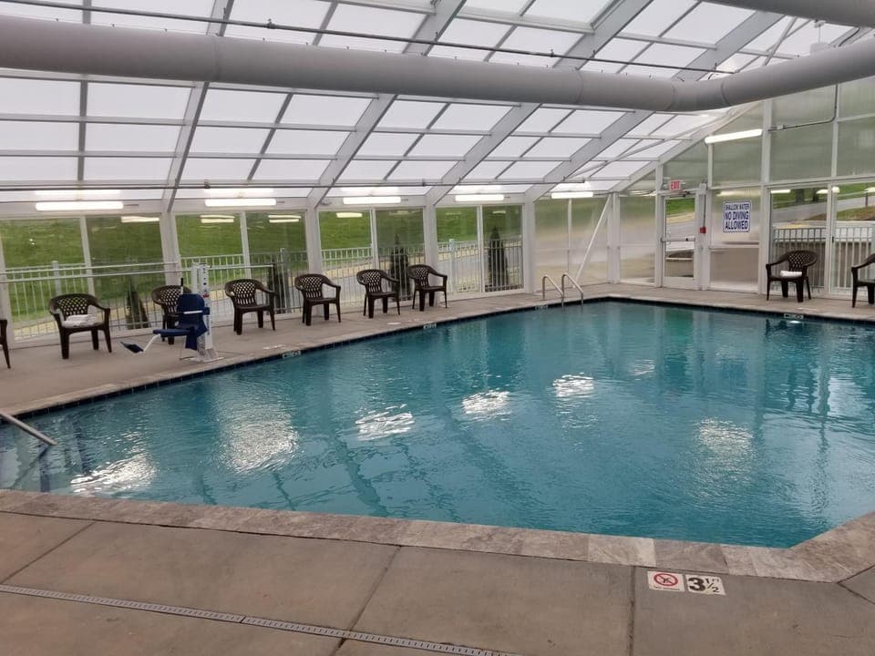 Swimming pool