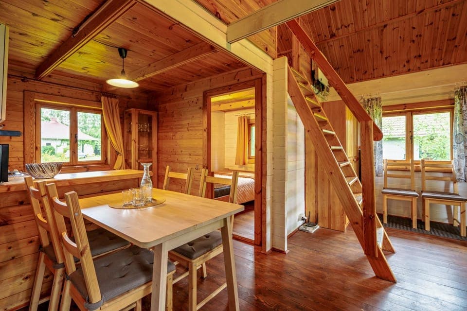 Property building, Seating area