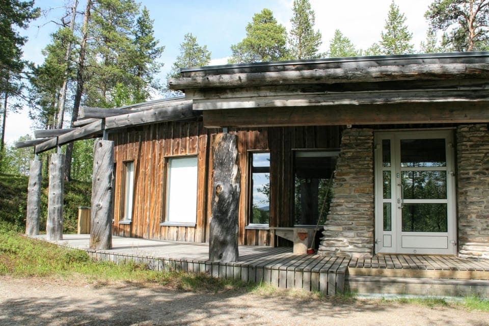 Property building, On site, Area and facilities