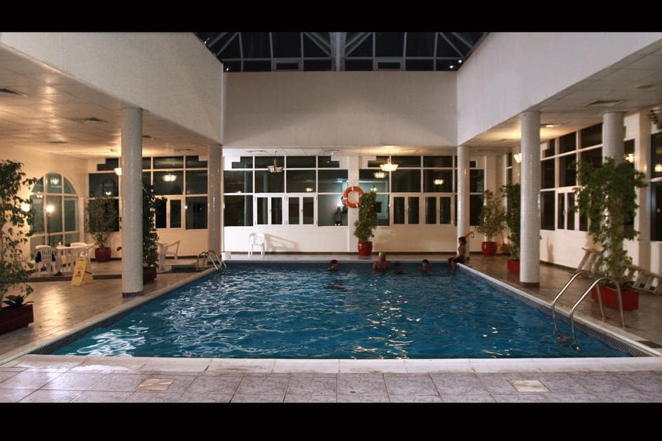 Swimming pool