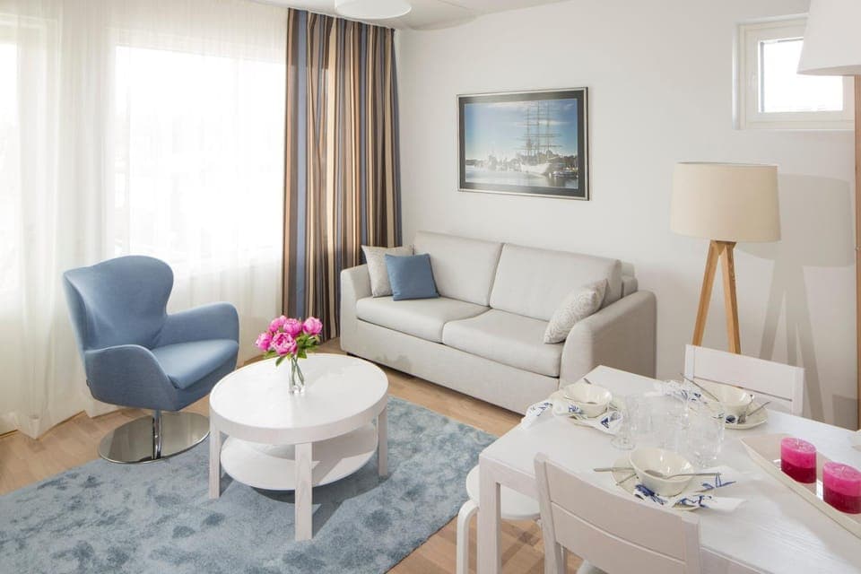 Living room, Seating area, Dining area