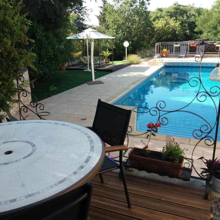 Patio, Day, Garden, Dining area, Garden view, Pool view, Swimming pool, sunbed