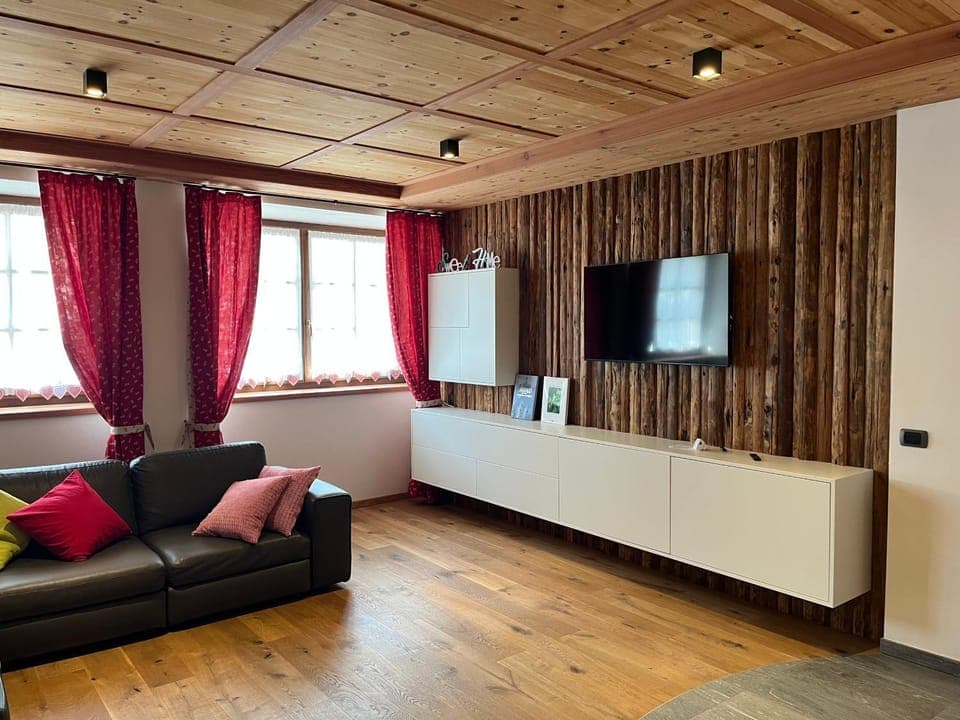 TV and multimedia, Living room