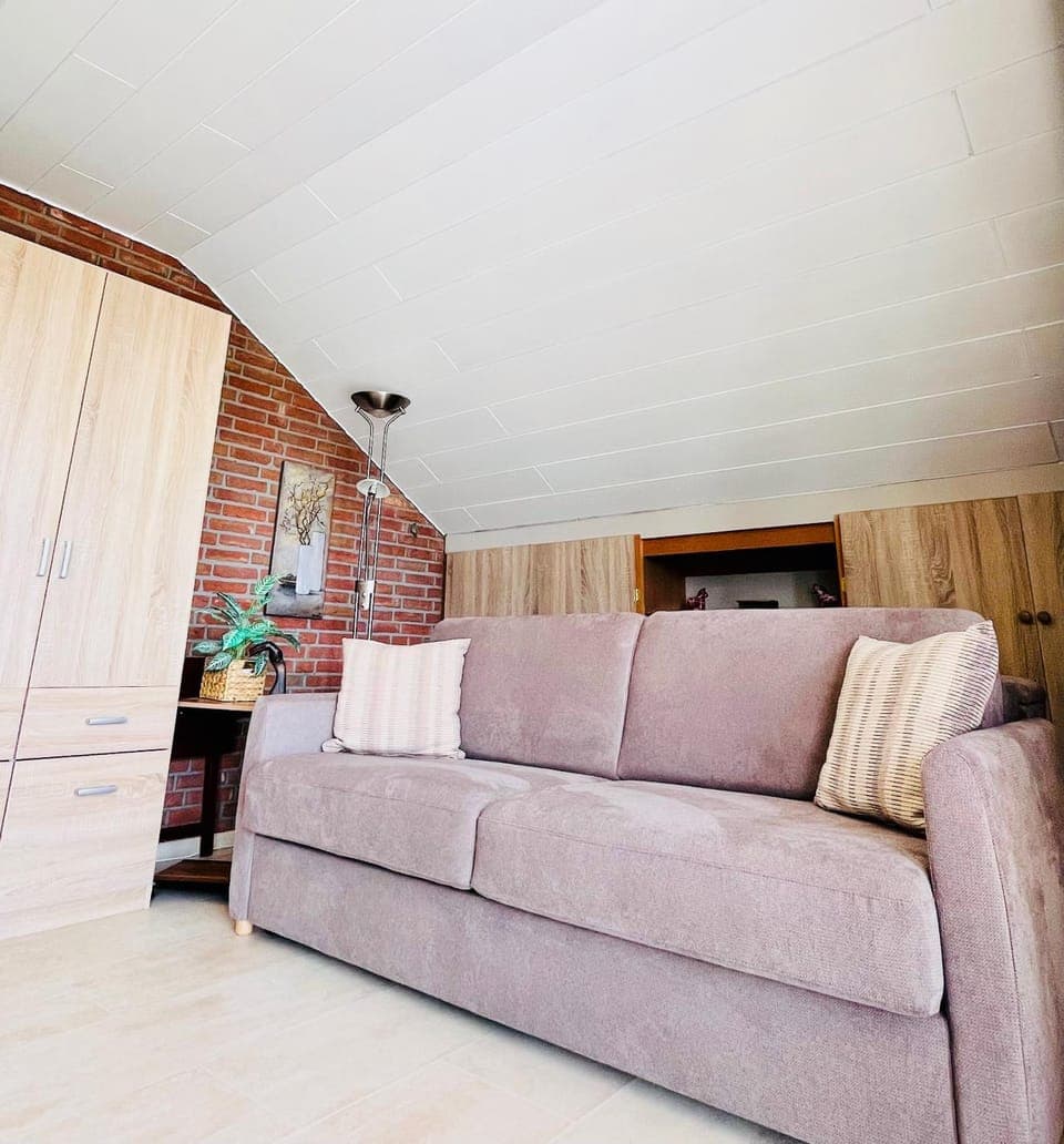 Living room, Bedroom