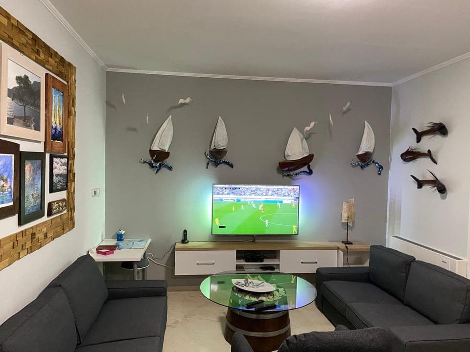 Communal lounge/ TV room, Seating area