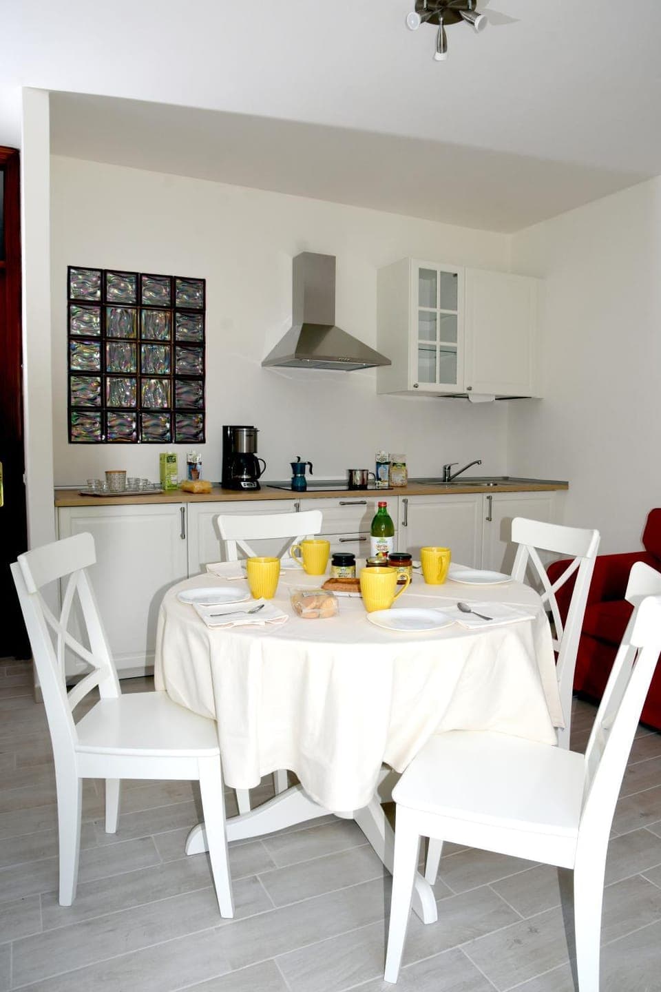 Coffee/tea facilities, Dining area, Internal: Not applicable to any particular room