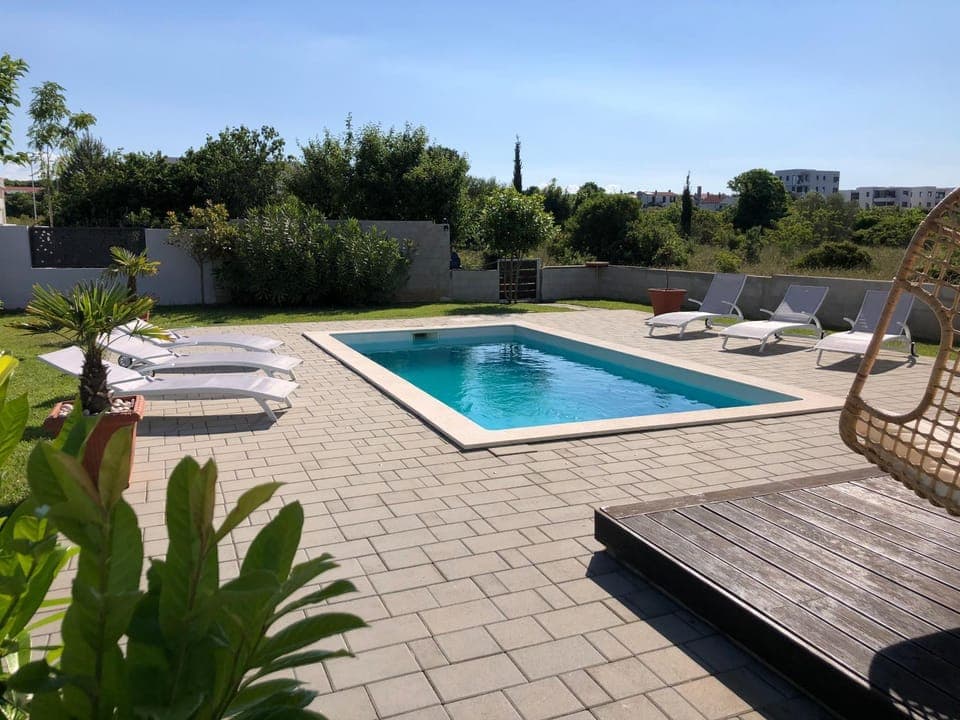 Pool view, Swimming pool