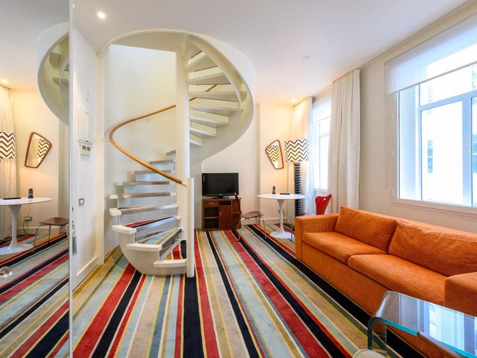 TV and multimedia, Living room, Seating area