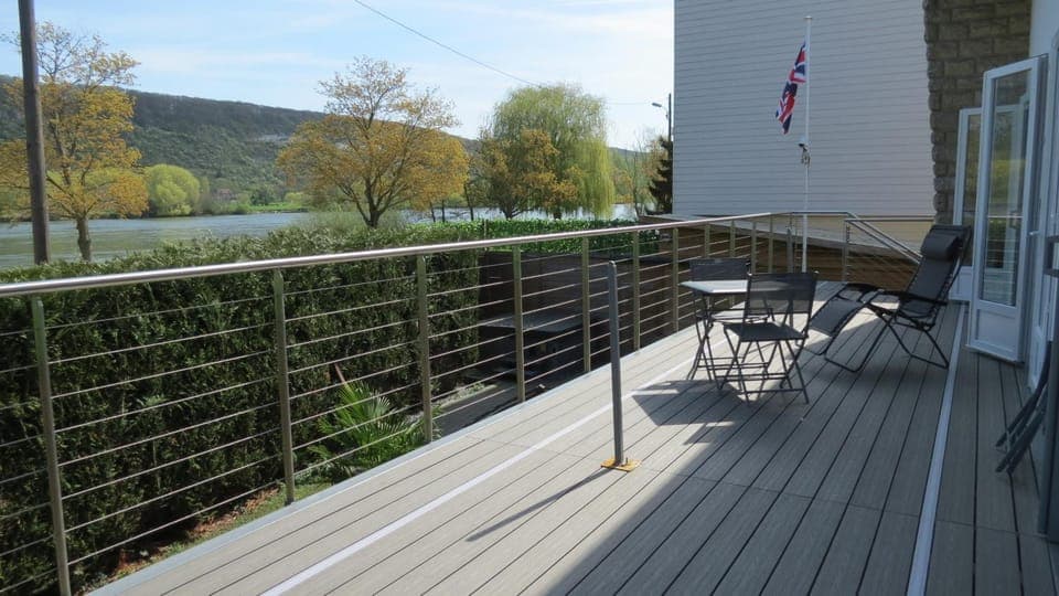 Balcony/Terrace, River view